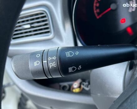 Опель Combo Life 2013 в Львове на Automoto.ua Белый Опель Combo Life, объемом двигателя 1.3 л и пробегом 242 тыс. км за 7990 $, фото 21 на Automoto.ua