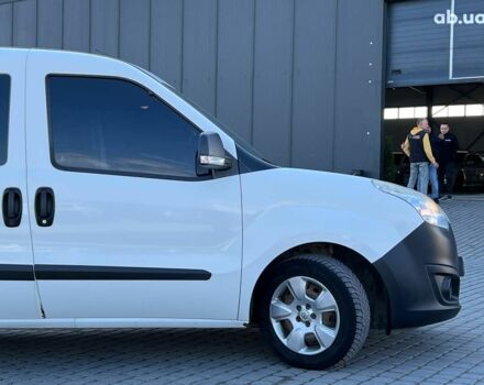 Опель Combo Life 2013 в Львове на Automoto.ua Белый Опель Combo Life, объемом двигателя 1.3 л и пробегом 242 тыс. км за 7990 $, фото 10 на Automoto.ua