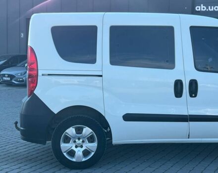 Опель Combo Life 2013 в Львове на Automoto.ua Белый Опель Combo Life, объемом двигателя 1.3 л и пробегом 242 тыс. км за 7990 $, фото 8 на Automoto.ua