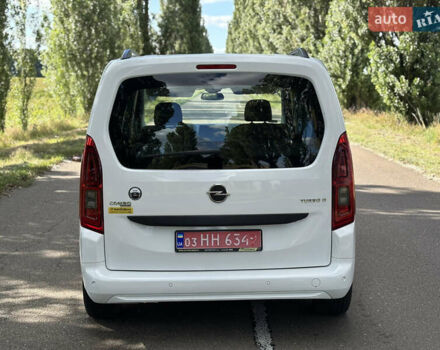 Белый Опель Combo Life, объемом двигателя 1.5 л и пробегом 174 тыс. км за 13900 $, фото 11 на Automoto.ua