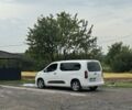 Белый Опель Combo Life, объемом двигателя 1.5 л и пробегом 170 тыс. км за 15300 $, фото 1 на Automoto.ua