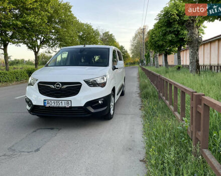 Білий Опель Combo Life, об'ємом двигуна 1.5 л та пробігом 142 тис. км за 16500 $, фото 3 на Automoto.ua