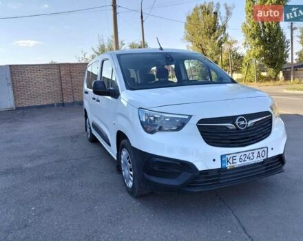 Белый Опель Combo Life, объемом двигателя 1.6 л и пробегом 34 тыс. км за 17500 $, фото 5 на Automoto.ua