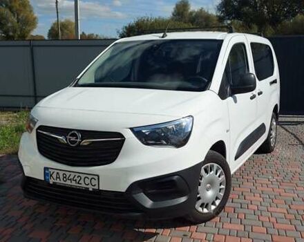 Білий Опель Combo Life, об'ємом двигуна 1.56 л та пробігом 106 тис. км за 18700 $, фото 8 на Automoto.ua