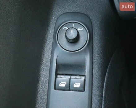 Білий Опель Combo Life, об'ємом двигуна 1.56 л та пробігом 106 тис. км за 18700 $, фото 25 на Automoto.ua