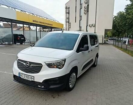 Белый Опель Combo Life, объемом двигателя 1.5 л и пробегом 75 тыс. км за 17800 $, фото 5 на Automoto.ua
