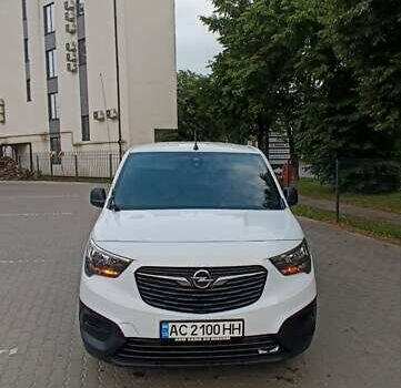 Белый Опель Combo Life, объемом двигателя 1.5 л и пробегом 75 тыс. км за 17800 $, фото 6 на Automoto.ua