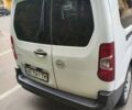 Білий Опель Combo Life, об'ємом двигуна 1.56 л та пробігом 165 тис. км за 19500 $, фото 1 на Automoto.ua