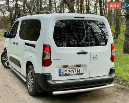Белый Опель Combo Life, объемом двигателя 1.5 л и пробегом 78 тыс. км за 19500 $, фото 7 на Automoto.ua