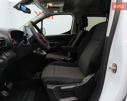 Білий Опель Combo Life, об'ємом двигуна 1.5 л та пробігом 23 тис. км за 20403 $, фото 15 на Automoto.ua