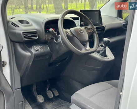 Белый Опель Combo Life, объемом двигателя 1.5 л и пробегом 78 тыс. км за 19500 $, фото 12 на Automoto.ua