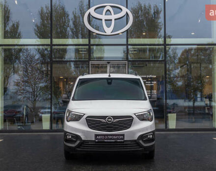 Белый Опель Combo Life, объемом двигателя 1.5 л и пробегом 112 тыс. км за 19020 $, фото 4 на Automoto.ua