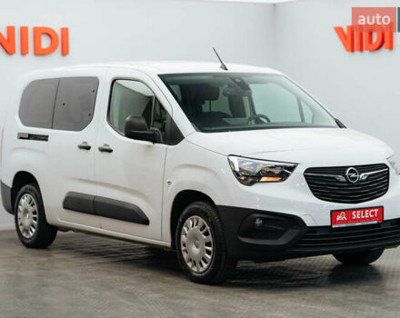 Білий Опель Combo Life, об'ємом двигуна 1.5 л та пробігом 23 тис. км за 20403 $, фото 2 на Automoto.ua