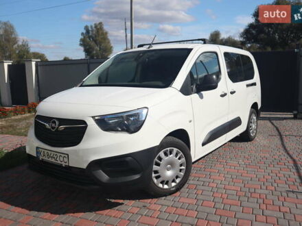 Опель Combo Life 2021 в Киеве на Automoto.ua Белый Опель Combo Life, объемом двигателя 1.56 л и пробегом 106 тыс. км за 18700 $, фото 1 на Automoto.ua