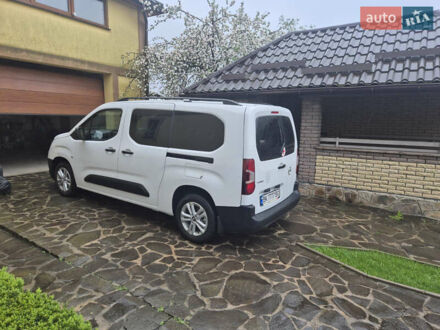Опель Combo Life 2022 в Сарнах на Automoto.ua Белый Опель Combo Life, объемом двигателя 1.5 л и пробегом 67 тыс. км за 19450 $, фото 1 на Automoto.ua
