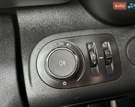 Бежевый Опель Combo Life, объемом двигателя 1.5 л и пробегом 188 тыс. км за 13500 $, фото 20 на Automoto.ua