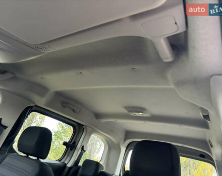 Бежевый Опель Combo Life, объемом двигателя 1.5 л и пробегом 188 тыс. км за 13500 $, фото 24 на Automoto.ua