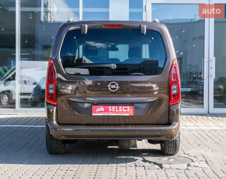 Коричневый Опель Combo Life, объемом двигателя 1.5 л и пробегом 54 тыс. км за 20359 $, фото 3 на Automoto.ua