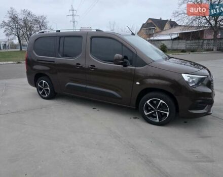 Коричневый Опель Combo Life, объемом двигателя 1.5 л и пробегом 54 тыс. км за 21500 $, фото 6 на Automoto.ua