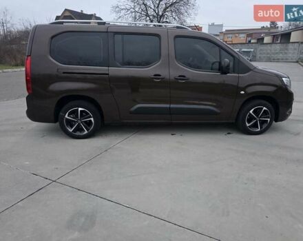 Коричневый Опель Combo Life, объемом двигателя 1.5 л и пробегом 54 тыс. км за 21500 $, фото 3 на Automoto.ua