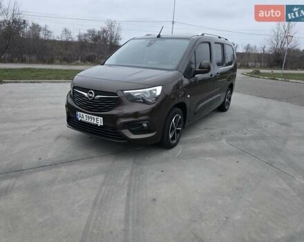 Коричневый Опель Combo Life, объемом двигателя 1.5 л и пробегом 54 тыс. км за 21500 $, фото 4 на Automoto.ua