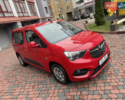 Красный Опель Combo Life, объемом двигателя 1.5 л и пробегом 220 тыс. км за 13650 $, фото 51 на Automoto.ua