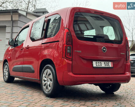 Красный Опель Combo Life, объемом двигателя 1.5 л и пробегом 220 тыс. км за 13650 $, фото 18 на Automoto.ua