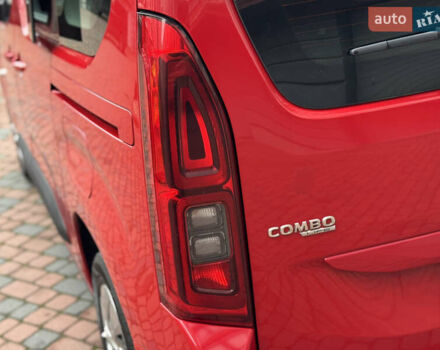 Красный Опель Combo Life, объемом двигателя 1.5 л и пробегом 220 тыс. км за 13650 $, фото 38 на Automoto.ua