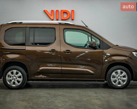 Опель Combo Life, объемом двигателя 1.5 л и пробегом 54 тыс. км за 20759 $, фото 3 на Automoto.ua