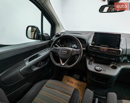 Опель Combo Life, объемом двигателя 1.5 л и пробегом 54 тыс. км за 20759 $, фото 10 на Automoto.ua