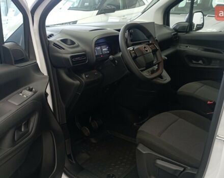 Опель Combo Life, объемом двигателя 1.5 л и пробегом 0 тыс. км за 23958 $, фото 4 на Automoto.ua
