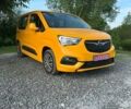 Желтый Опель Combo Life, объемом двигателя 0 л и пробегом 180 тыс. км за 14750 $, фото 1 на Automoto.ua