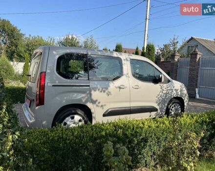 Сірий Опель Combo Life, об'ємом двигуна 0 л та пробігом 183 тис. км за 12300 $, фото 12 на Automoto.ua