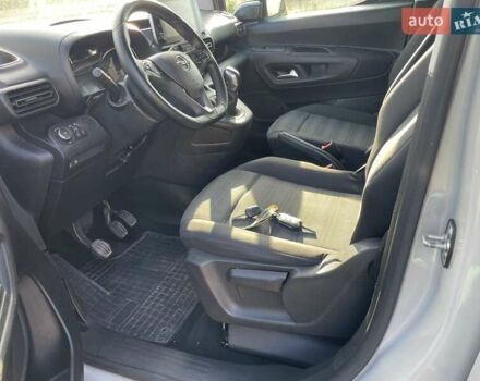 Сірий Опель Combo Life, об'ємом двигуна 0 л та пробігом 183 тис. км за 12300 $, фото 9 на Automoto.ua