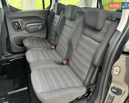 Сірий Опель Combo Life, об'ємом двигуна 1.5 л та пробігом 171 тис. км за 14700 $, фото 16 на Automoto.ua