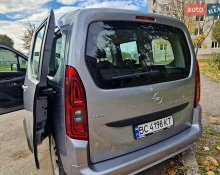 Сірий Опель Combo Life, об'ємом двигуна 1.56 л та пробігом 90 тис. км за 16900 $, фото 2 на Automoto.ua