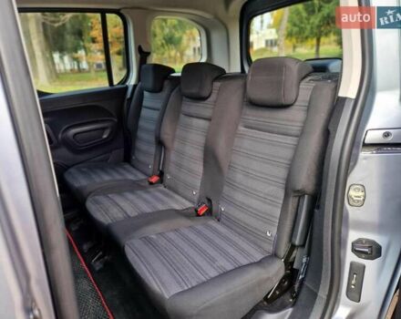 Сірий Опель Combo Life, об'ємом двигуна 1.56 л та пробігом 90 тис. км за 16900 $, фото 23 на Automoto.ua