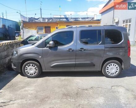 Сірий Опель Combo Life, об'ємом двигуна 1.56 л та пробігом 67 тис. км за 21000 $, фото 5 на Automoto.ua