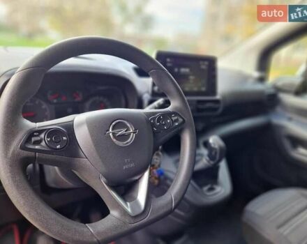 Сірий Опель Combo Life, об'ємом двигуна 1.56 л та пробігом 90 тис. км за 16900 $, фото 13 на Automoto.ua