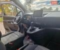 Сірий Опель Combo Life, об'ємом двигуна 1.56 л та пробігом 90 тис. км за 16900 $, фото 10 на Automoto.ua