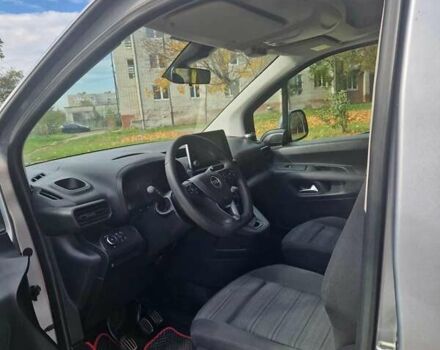 Сірий Опель Combo Life, об'ємом двигуна 1.56 л та пробігом 90 тис. км за 16900 $, фото 21 на Automoto.ua