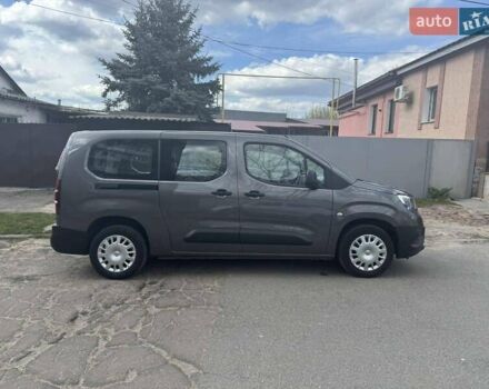 Сірий Опель Combo Life, об'ємом двигуна 1.56 л та пробігом 6 тис. км за 21000 $, фото 3 на Automoto.ua