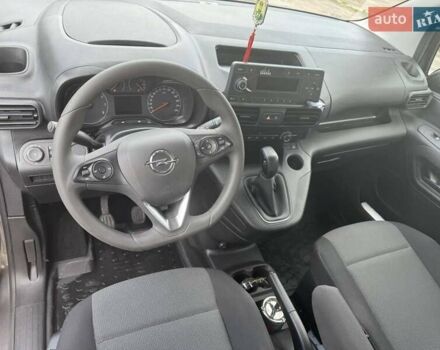 Сірий Опель Combo Life, об'ємом двигуна 1.56 л та пробігом 6 тис. км за 21000 $, фото 12 на Automoto.ua