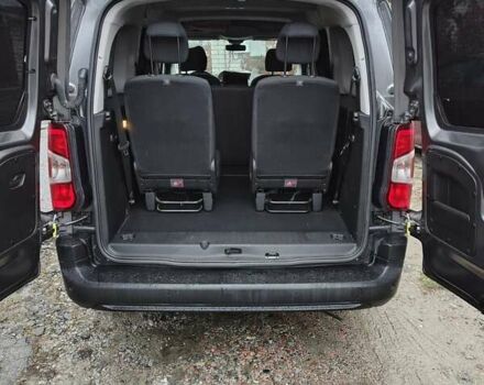 Сірий Опель Combo Life, об'ємом двигуна 1.5 л та пробігом 54 тис. км за 23200 $, фото 8 на Automoto.ua