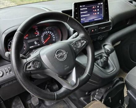 Сірий Опель Combo Life, об'ємом двигуна 1.5 л та пробігом 54 тис. км за 23200 $, фото 4 на Automoto.ua