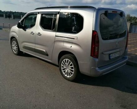 Серый Опель Combo Life, объемом двигателя 1.5 л и пробегом 32 тыс. км за 23332 $, фото 2 на Automoto.ua