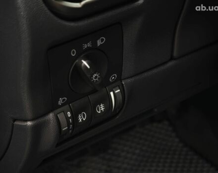 Синий Опель Combo Life, объемом двигателя 1.7 л и пробегом 353 тыс. км за 4690 $, фото 22 на Automoto.ua