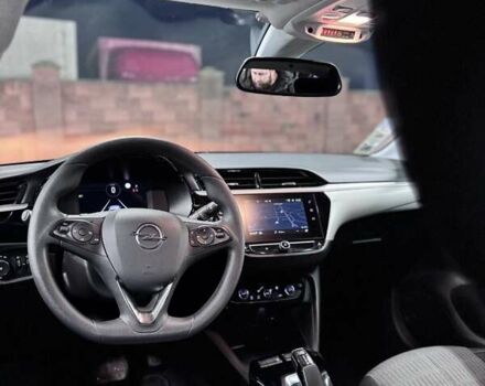 Белый Опель Corsa-e, объемом двигателя 0 л и пробегом 63 тыс. км за 13200 $, фото 13 на Automoto.ua