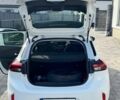 Белый Опель Corsa-e, объемом двигателя 0 л и пробегом 110 тыс. км за 12750 $, фото 6 на Automoto.ua