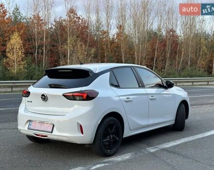Белый Опель Corsa-e, объемом двигателя 0 л и пробегом 80 тыс. км за 16450 $, фото 3 на Automoto.ua